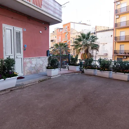 Le Dimore Di Ulisse A - Casa - La Nave Greca Feriehus *
